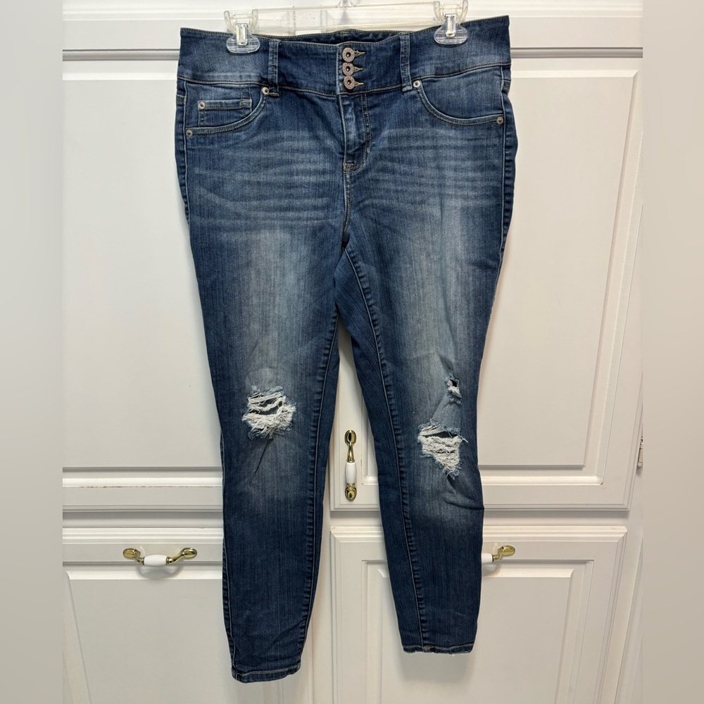 Torrid Distressed Denim Blue Jean Jeggings Button Fly Women’s Size 14R